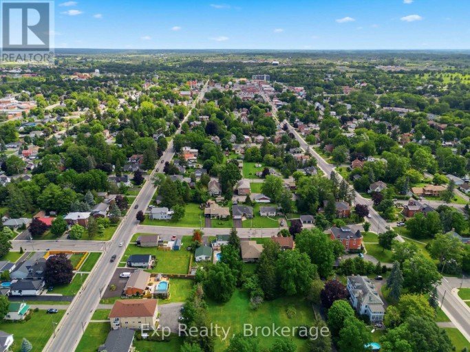 121 SIMCOE STREET, Greater Napanee (Greater Napanee), Ontario, K7R2X5