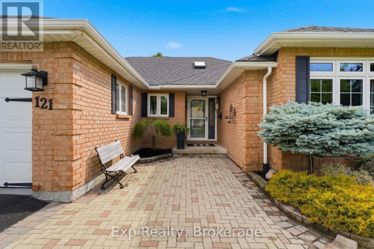 121 SIMCOE STREET, Greater Napanee (Greater Napanee), Ontario, K7R2X5