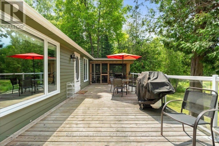 17 HALCOMB LANE, Limerick, Ontario, K0L1P0