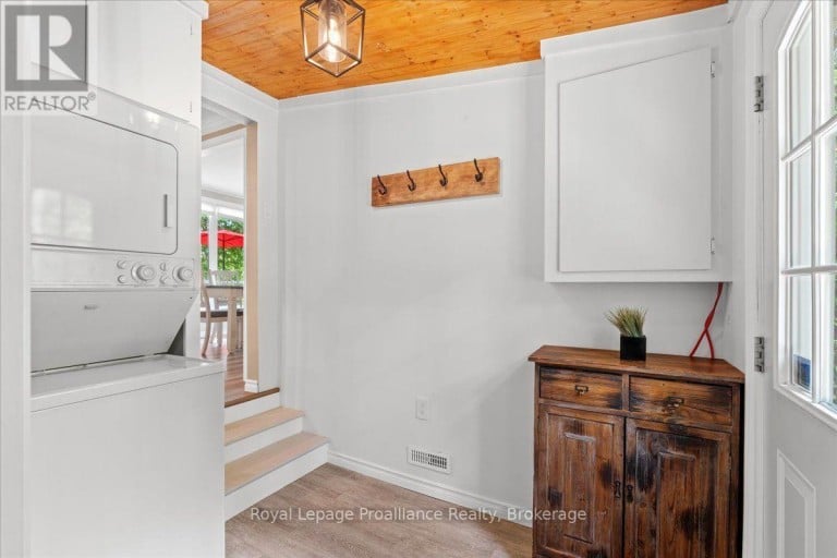 17 HALCOMB LANE, Limerick, Ontario, K0L1P0