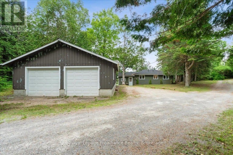 17 HALCOMB LANE, Limerick, Ontario, K0L1P0