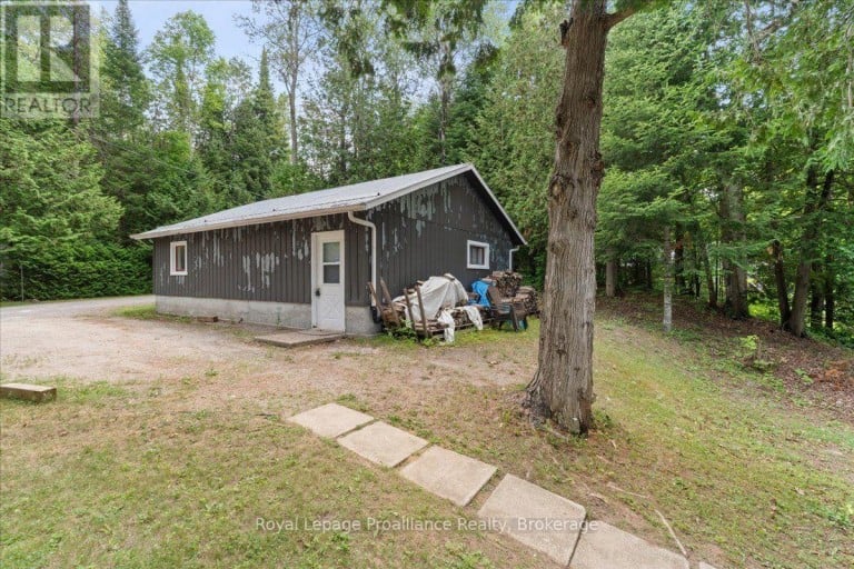 17 HALCOMB LANE, Limerick, Ontario, K0L1P0