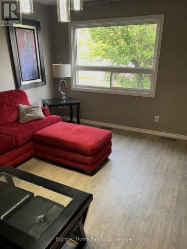 323A WENTWORTH CRESCENT, Thunder Bay (County Park), Ontario, P7A7S7