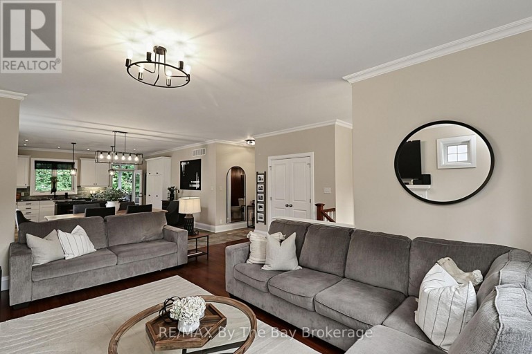 320 BIRCH STREET, Collingwood, Ontario, L9Y2V7