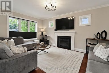 320 BIRCH STREET Collingwood Ontario photo 11