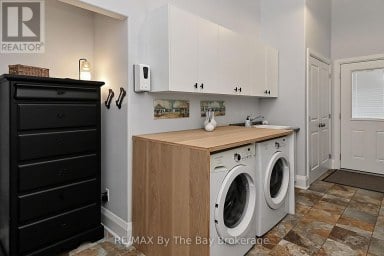 320 BIRCH STREET Collingwood Ontario photo 21