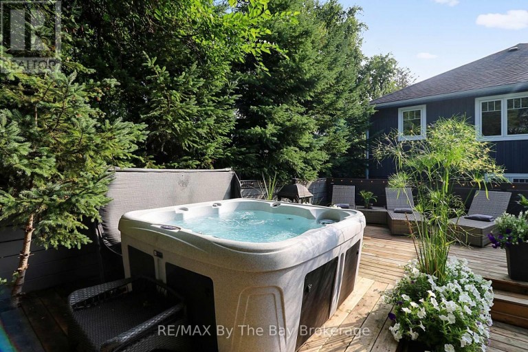 320 BIRCH STREET, Collingwood, Ontario, L9Y2V7
