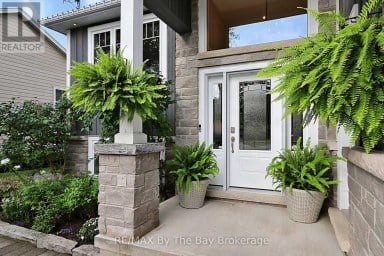 320 BIRCH STREET Collingwood Ontario photo 5