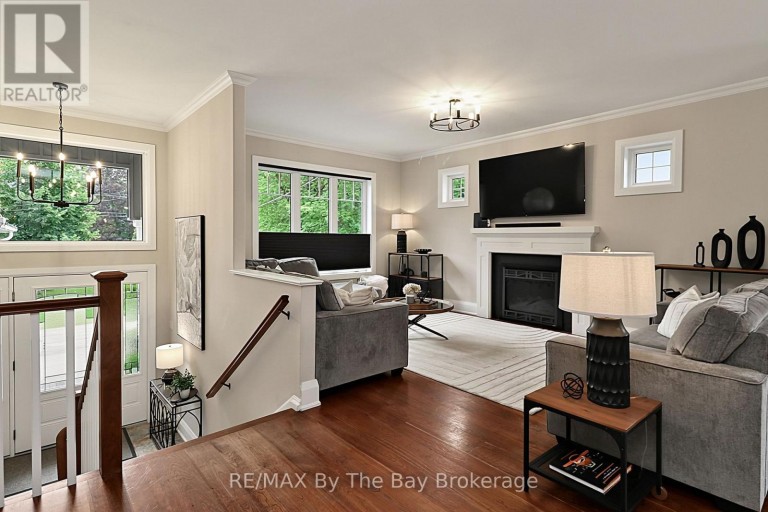 320 BIRCH STREET, Collingwood, Ontario, L9Y2V7
