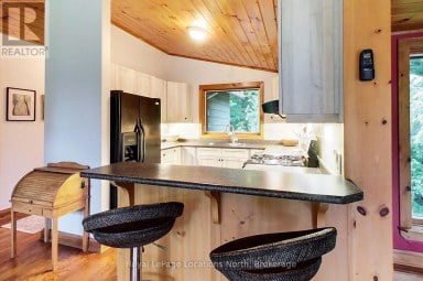 417057 TENTH LINE Blue Mountains Ontario photo 10