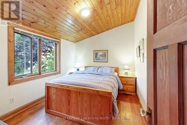 417057 TENTH LINE Blue Mountains Ontario photo 16