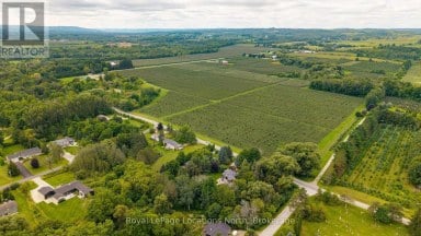 417057 TENTH LINE Blue Mountains Ontario photo 34