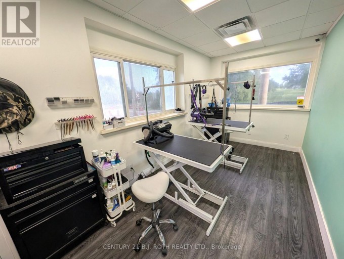 1 - 1364 KILLARNEY BEACH ROAD, Innisfil (Lefroy), Ontario, L0L1W0