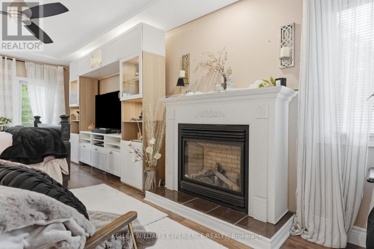 2 SEELEY COURT, Wasaga Beach, Ontario, L9Z2A7