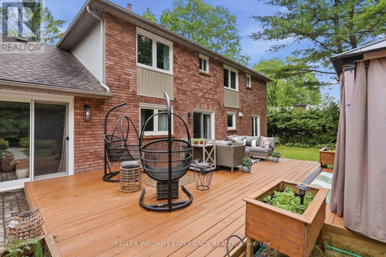 2 SEELEY COURT, Wasaga Beach, Ontario, L9Z2A7