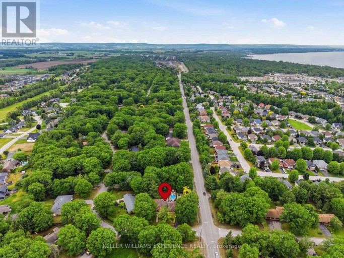 2 SEELEY COURT, Wasaga Beach, Ontario, L9Z2A7