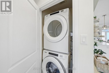 52 EMMAS WAY Whitby (Taunton North) Ontario photo 11