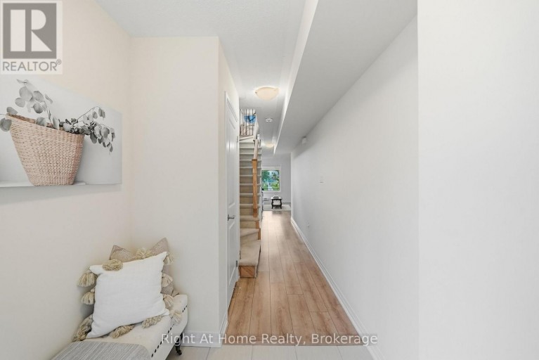 52 EMMAS WAY, Whitby (Taunton North), Ontario, L1R0S7