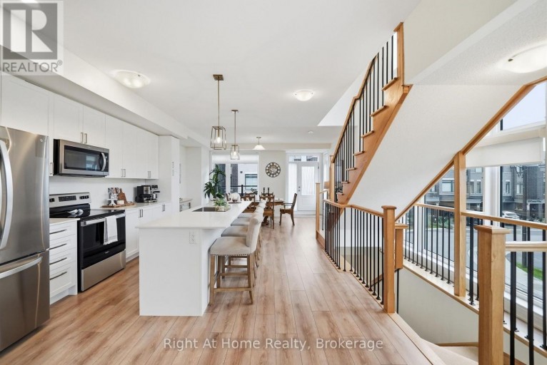 52 EMMAS WAY, Whitby (Taunton North), Ontario, L1R0S7