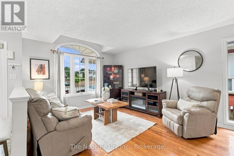 638 LONGWORTH AVENUE, Clarington (Bowmanville), Ontario, L1C5B8