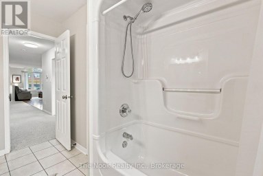 638 LONGWORTH AVENUE Clarington (Bowmanville) Ontario photo 29