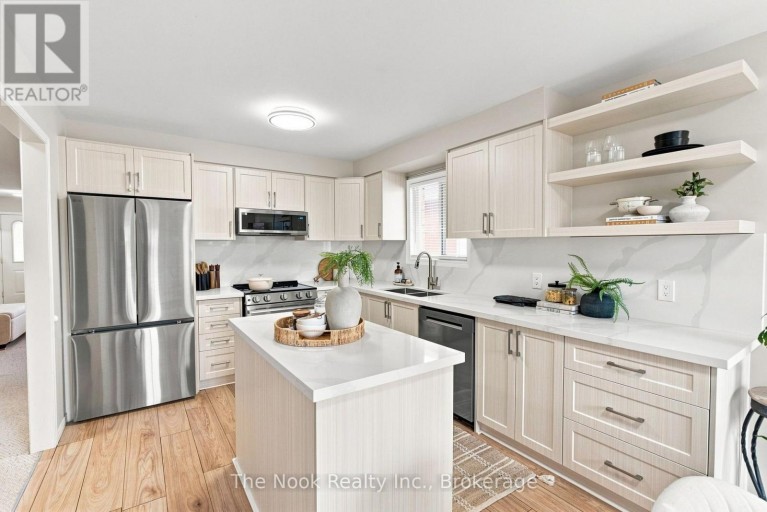 638 LONGWORTH AVENUE, Clarington (Bowmanville), Ontario, L1C5B8