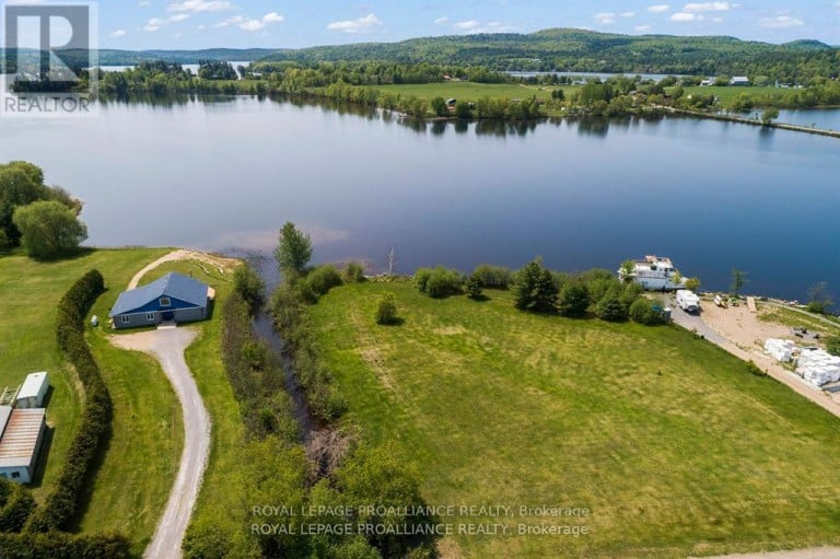 107A LAKESHORE DRIVE, Madawaska Valley, Ontario, K0J1B0