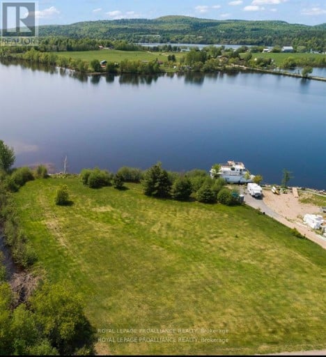 107A LAKESHORE DRIVE, Madawaska Valley, Ontario, K0J1B0