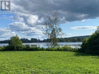 107A LAKESHORE DRIVE Madawaska Valley Ontario photo 2