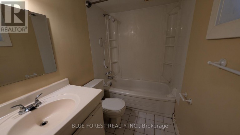 867 QUEENS AVENUE, London East (East G), Ontario, N5W3H7