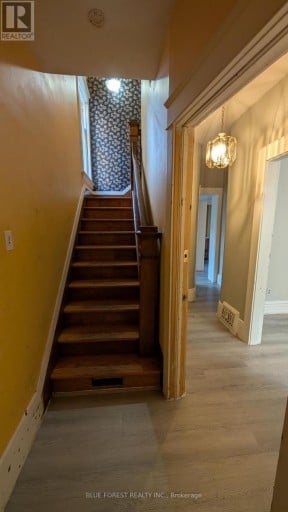 867 QUEENS AVENUE, London East (East G), Ontario, N5W3H7