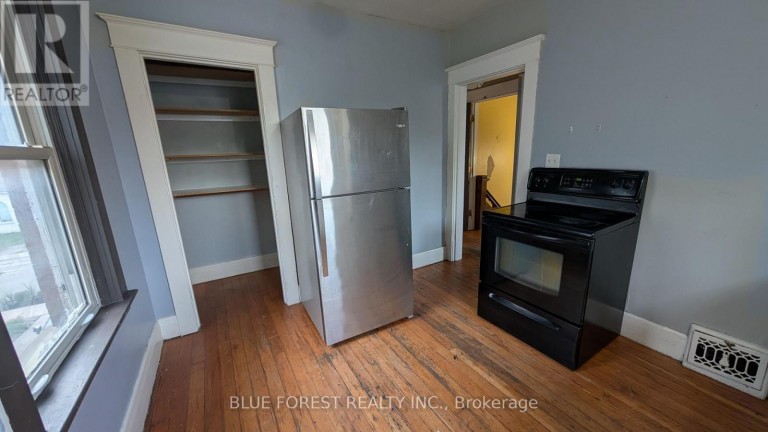 867 QUEENS AVENUE, London East (East G), Ontario, N5W3H7