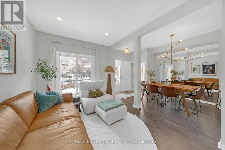 3 - 10 COX BOULEVARD, Markham (Unionville), Ontario, L3R4G2