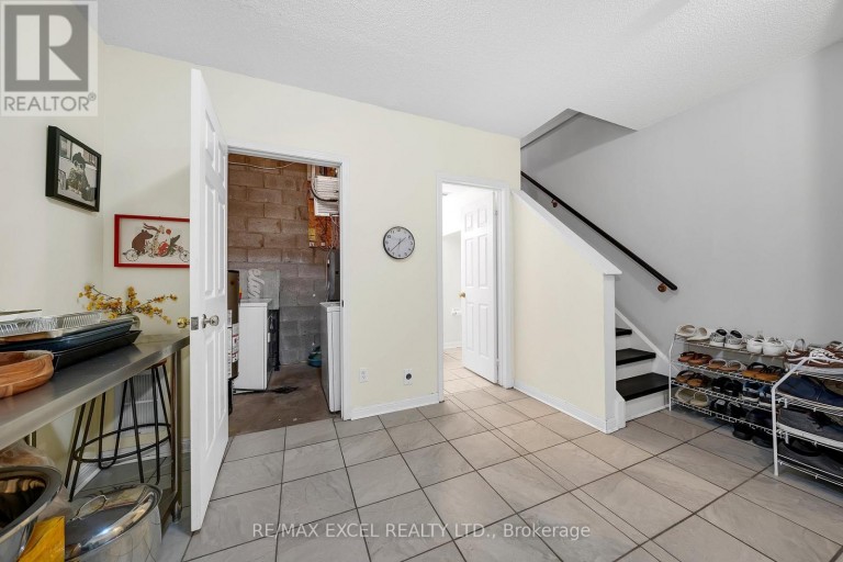 3 - 10 COX BOULEVARD, Markham (Unionville), Ontario, L3R4G2