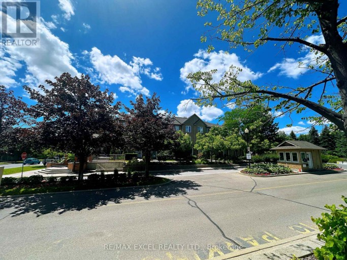 3 - 10 COX BOULEVARD, Markham (Unionville), Ontario, L3R4G2