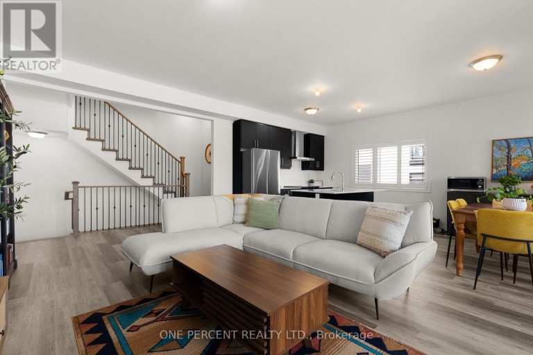 129 COLBORNE STREET E, Orillia, Ontario, L3V8P6