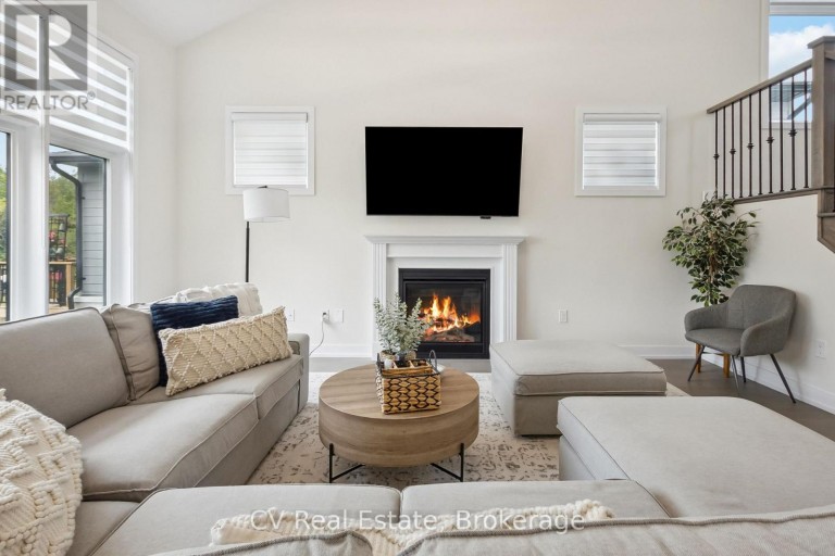 125 STONELEIGH DRIVE, Blue Mountains, Ontario, L9Y4X5