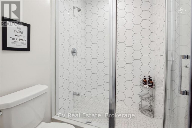 125 STONELEIGH DRIVE, Blue Mountains, Ontario, L9Y4X5