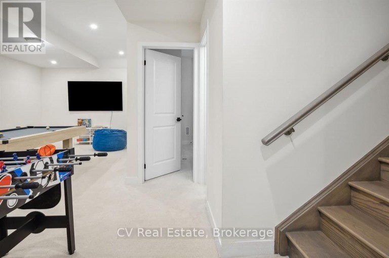 125 STONELEIGH DRIVE, Blue Mountains, Ontario, L9Y4X5