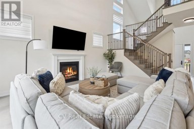 125 STONELEIGH DRIVE Blue Mountains Ontario photo 4