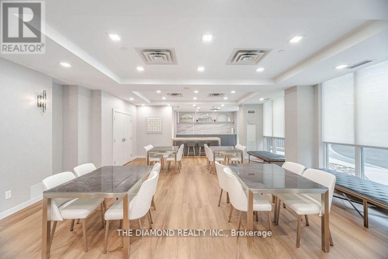 308 - 3 MICHAEL POWER PLACE, Toronto (Islington-City Centre West), Ontario, M9A0A2