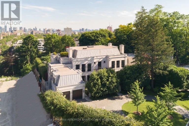 17 ARDWOLD GATE, Toronto (Casa Loma), Ontario, M5R2W1