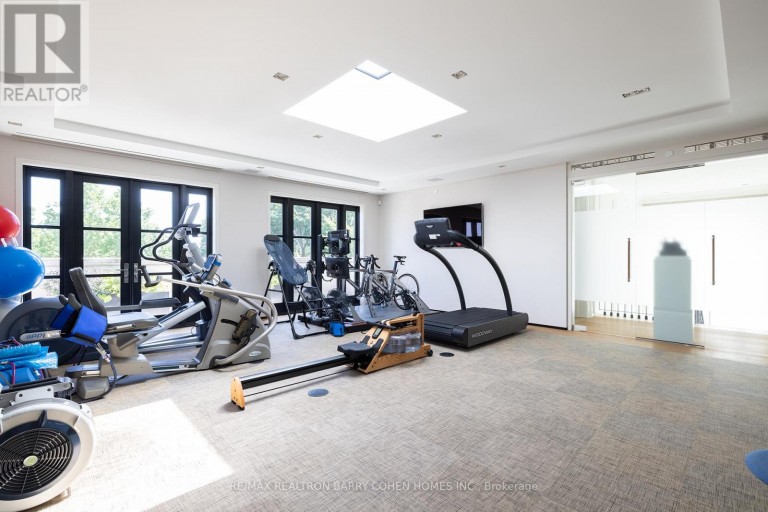 17 ARDWOLD GATE, Toronto (Casa Loma), Ontario, M5R2W1