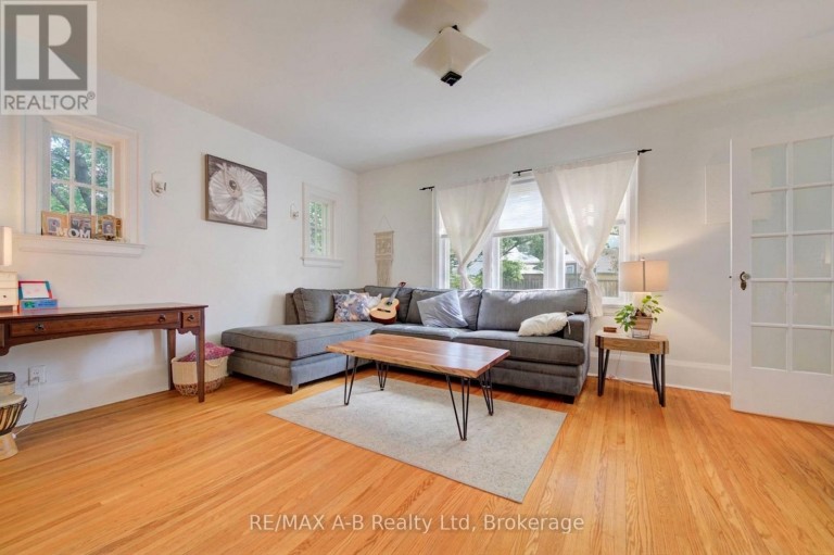 31 JOHN STREET, East Zorra-Tavistock (Tavistock), Ontario, N0B2R0