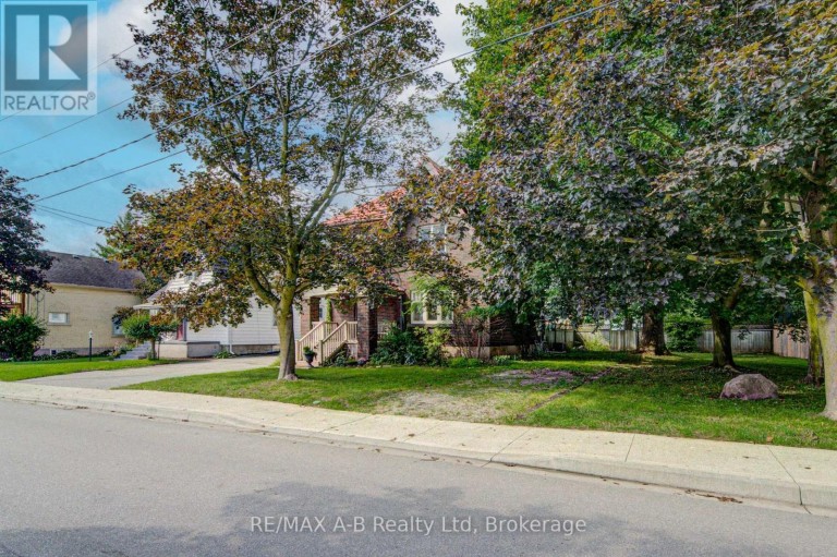 31 JOHN STREET, East Zorra-Tavistock (Tavistock), Ontario, N0B2R0