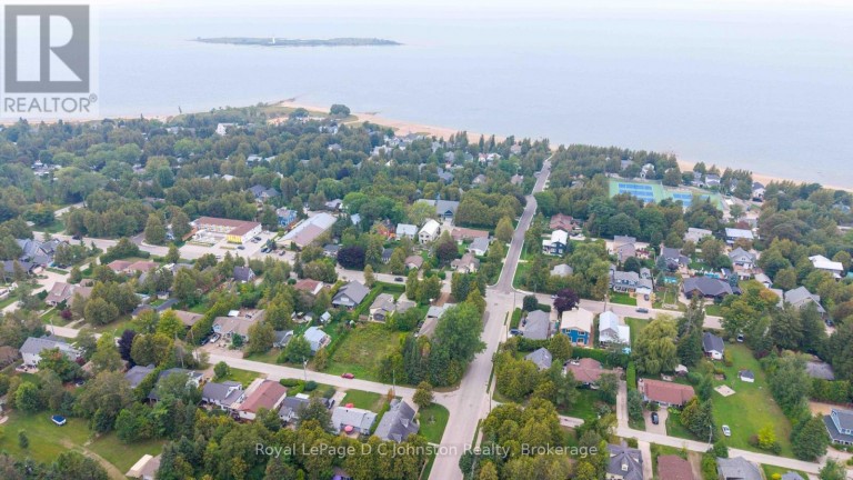 210 LAIRD LANE, Saugeen Shores, Ontario, N0H2L0