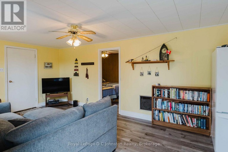 210 LAIRD LANE, Saugeen Shores, Ontario, N0H2L0