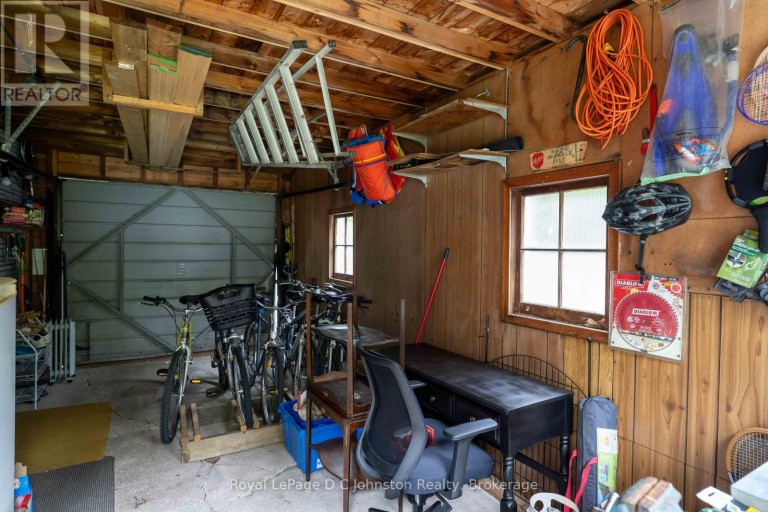 210 LAIRD LANE, Saugeen Shores, Ontario, N0H2L0