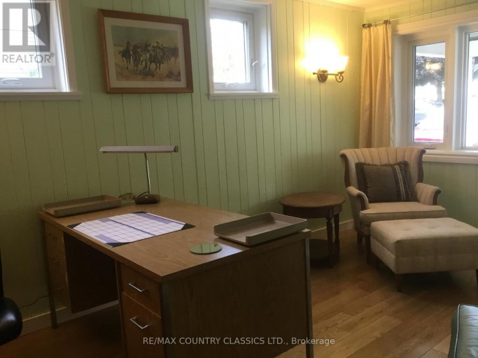 12 HASTINGS STREET S, Bancroft (Bancroft Ward), Ontario, K0L1C0