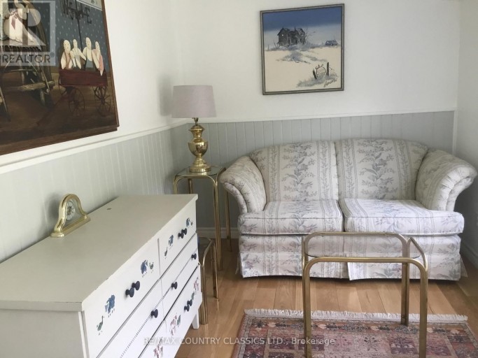 12 HASTINGS STREET S, Bancroft (Bancroft Ward), Ontario, K0L1C0
